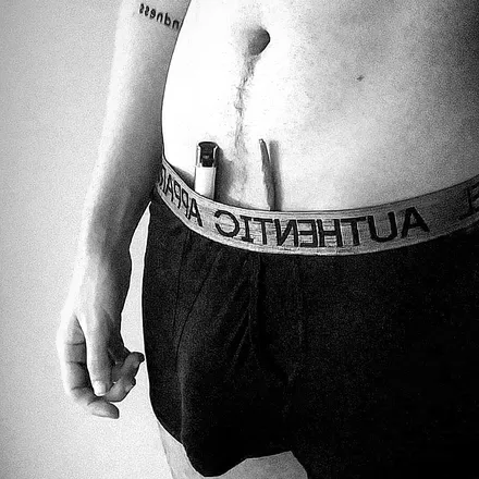 OnlyFans cuenta youdntsee header 2
