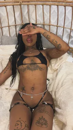 OnlyFans account  mbxby avatar 1
