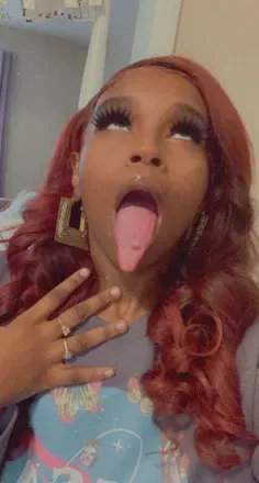 OnlyFans cuenta rosegold0000 avatar 1