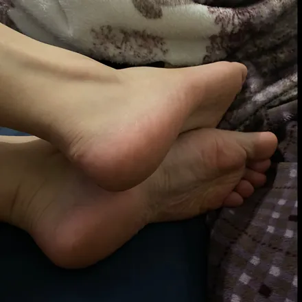 OnlyFans cuenta feetprincess013 header 2