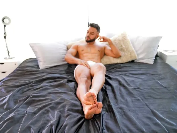 OnlyFans account  crisfoster header 2