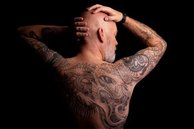 OnlyFans cuenta beardedvegandaddy header 2