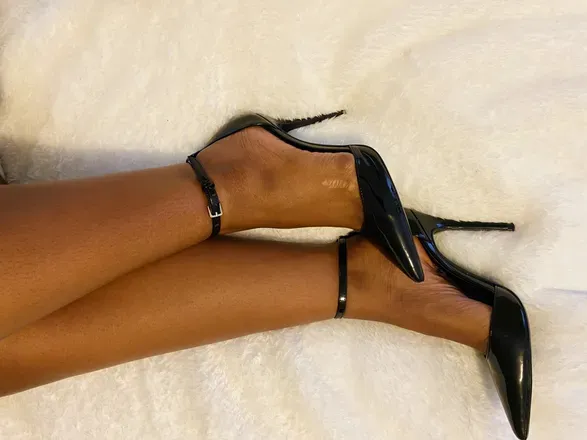 OnlyFans cuenta beautifullyscarredfeet avatar 1