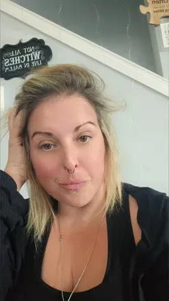 OnlyFans account  lighttheflame avatar 1