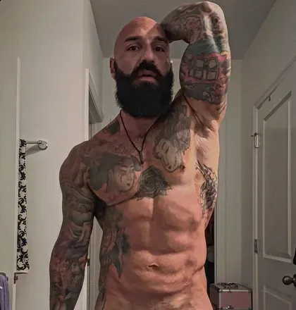 OnlyFans account  scorpionrose avatar 1