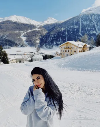 OnlyFans cuenta mialopez91 header 2