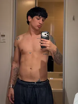 OnlyFans account  aleexoo avatar 1