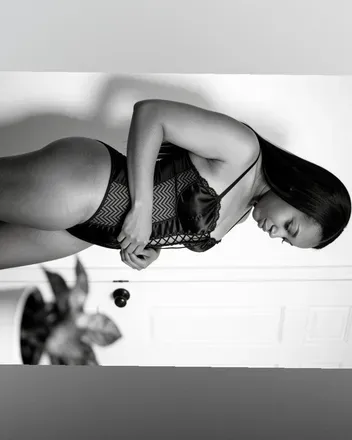 OnlyFans cuenta badgirlzaddyyy header 2