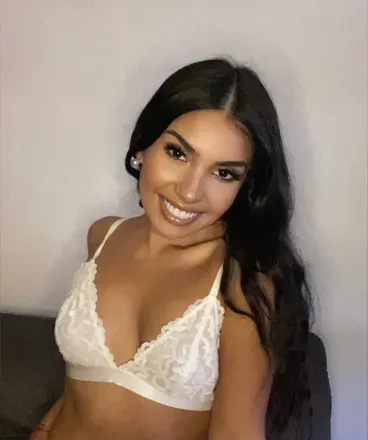 OnlyFans cuenta sanyarajdesi avatar 1