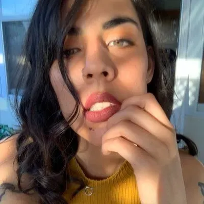 OnlyFans cuenta yourburningdesire avatar 1