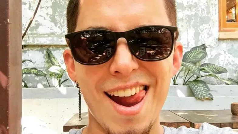 OnlyFans cuenta alexgunx header 2
