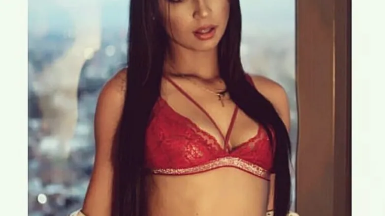 OnlyFans cuenta amethystraylove header 2