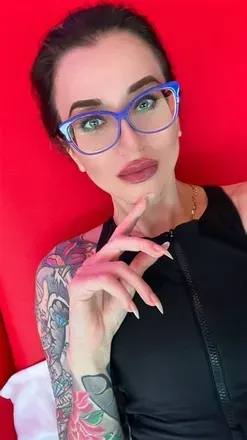 OnlyFans cuenta juliadomaina avatar 1