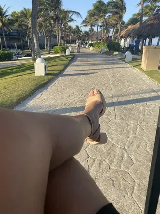OnlyFans account  makemepurrr2 avatar 1