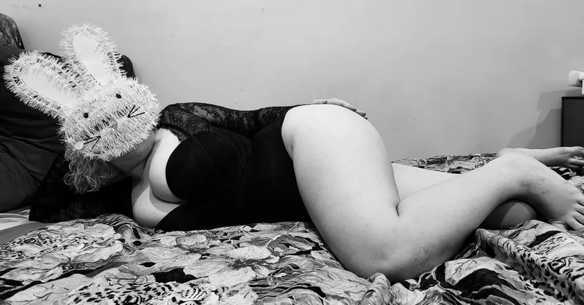 OnlyFans cuenta pennyrey header 2