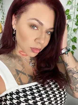 OnlyFans cuenta hazelmam111 avatar 1