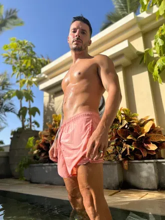 OnlyFans account  logan_space avatar 1