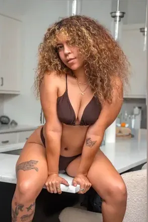OnlyFans account  maybemaze avatar 1