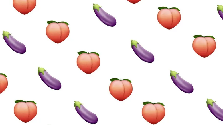 OnlyFans cuenta itssarinnabitches header 2