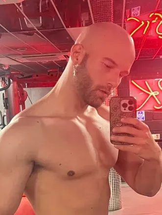 OnlyFans of nathanadamsxxx