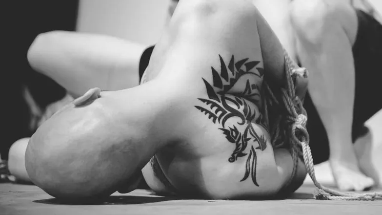 OnlyFans cuenta geoviolently header 2