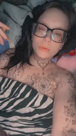OnlyFans cuenta emogirlbvb avatar 1