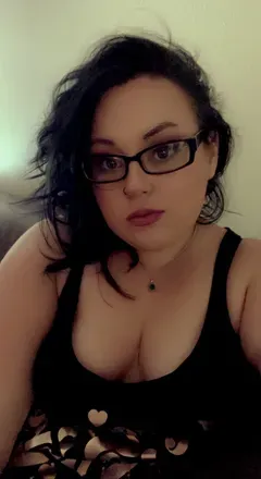 OnlyFans account  kittenmaxwell avatar 1