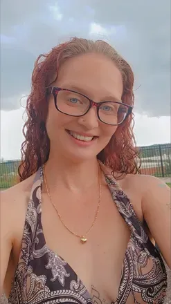 OnlyFans account  deemarie.dee avatar 1