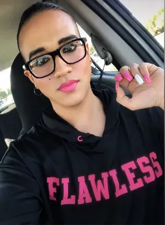 OnlyFans account  mstaylorbrandolasavage avatar 1