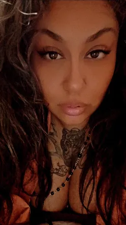 OnlyFans cuenta missmepuddin812 header 2