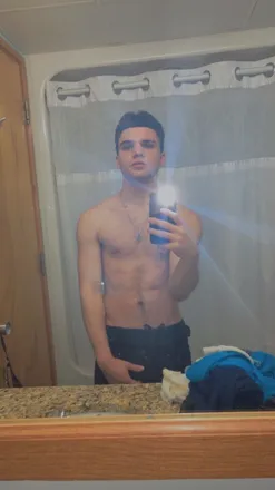 OnlyFans cuenta lumbeetj19 header 2