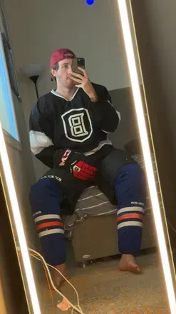 OnlyFans account  jakesteele_1996 avatar 1