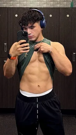 OnlyFans of saintmirmedia