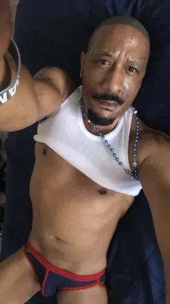 OnlyFans account  directorscutabe avatar 1