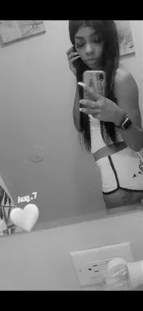 OnlyFans cuenta lafemnikia avatar 1