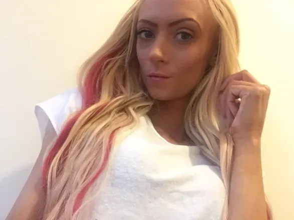 OnlyFans account  emmaparker21 avatar 1