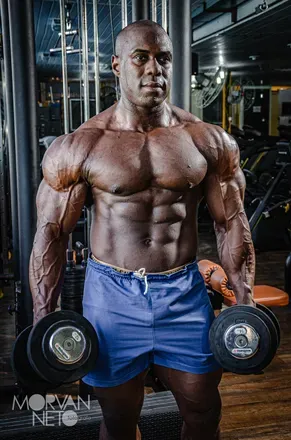 OnlyFans cuenta black-muscles avatar 1