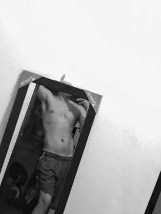 OnlyFans cuenta adyeeeeeles header 2