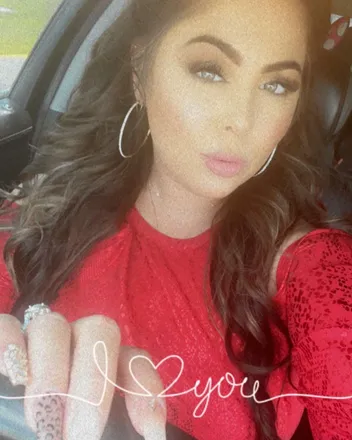 OnlyFans account  thebazilemills31 header 2