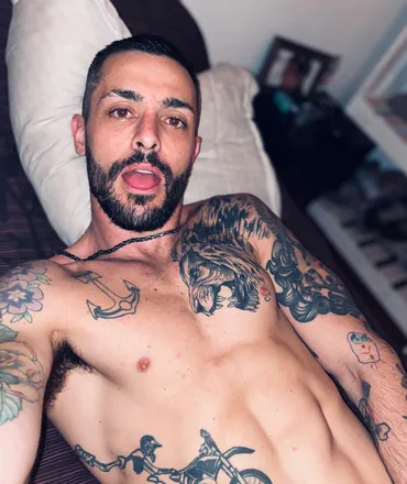 OnlyFans cuenta pepovigg header 2