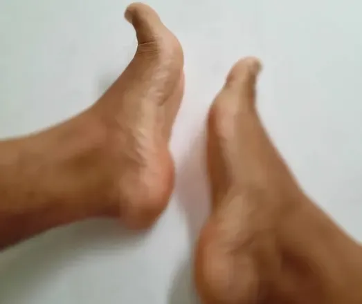 OnlyFans cuenta eddsexyfeet header 2