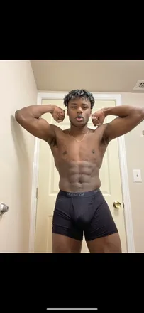OnlyFans cuenta u102572012 header 1