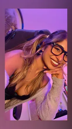 OnlyFans cuenta missrinaroxx avatar 1