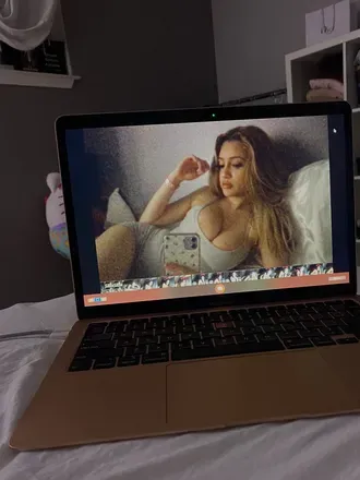 OnlyFans cuenta yamilux header 2