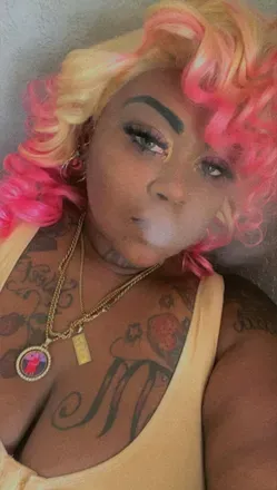 OnlyFans cuenta thickahhstrawberry avatar 1