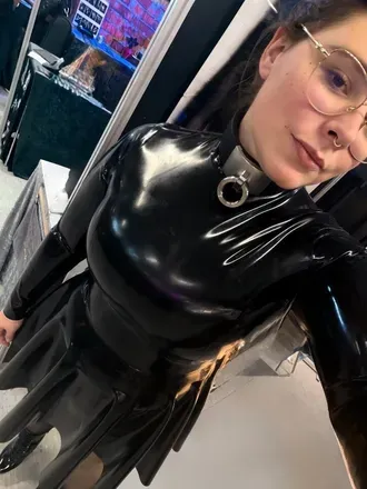OnlyFans account  mrs_zoey_may avatar 1