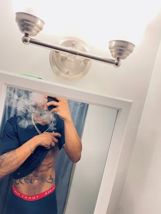 OnlyFans cuenta strappedupoda header 2