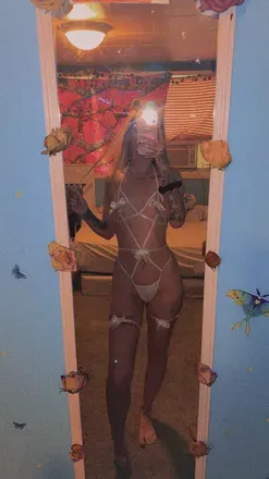 OnlyFans cuenta x.rae avatar 1
