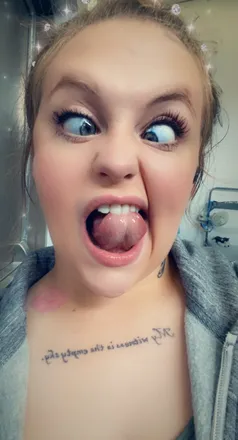 OnlyFans cuenta snowkitty95 header 2