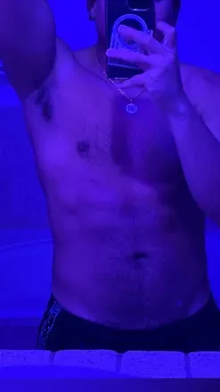 OnlyFans account  mikeeeee avatar 1